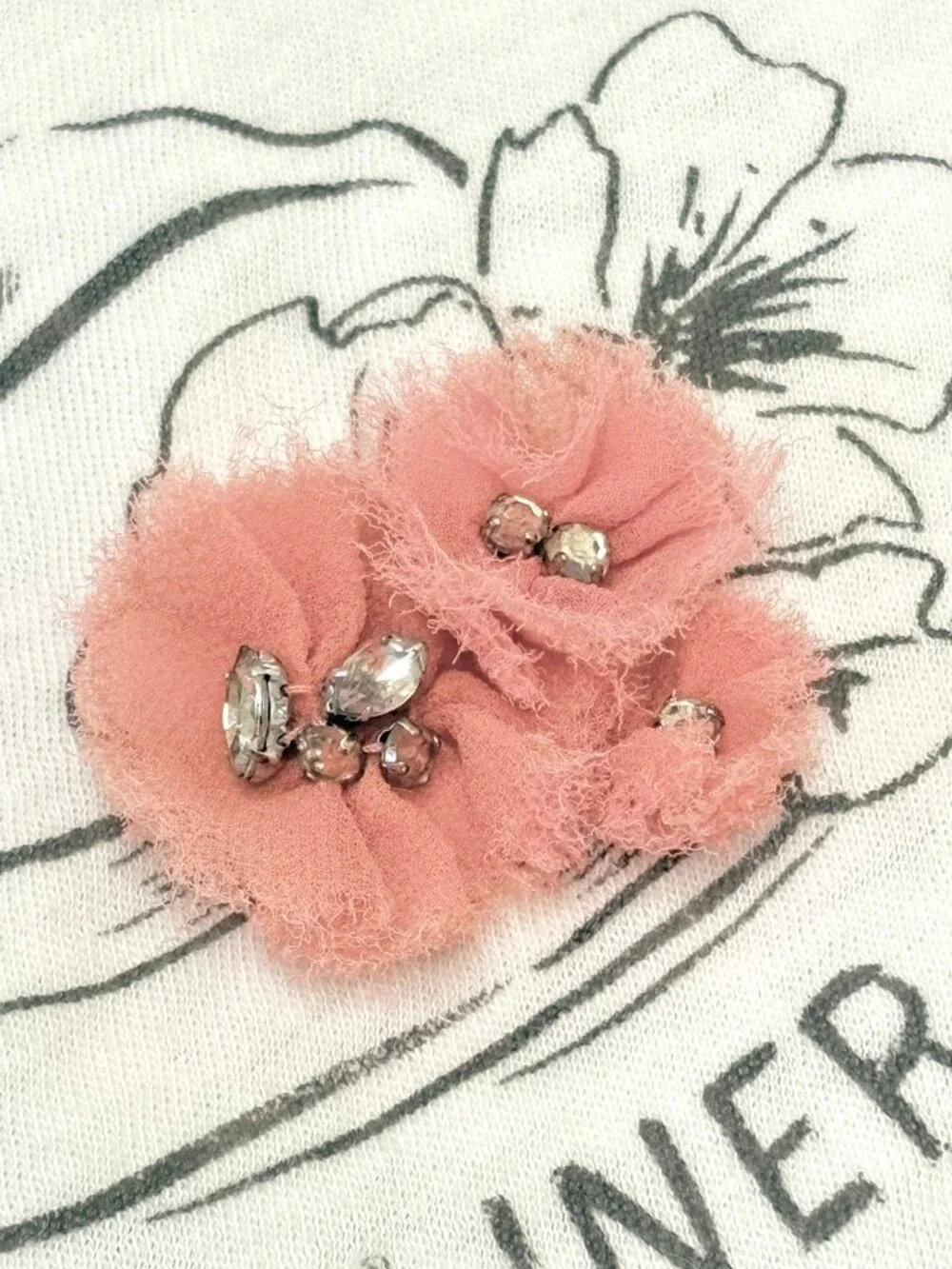 J. Crew Lesters Hat Shop Graphic T Shirt with Silk Flower Decoration, XS